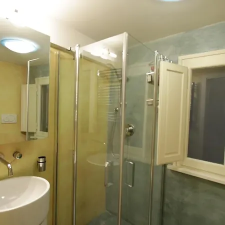 Grotte Apartment