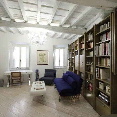 Grotte Apartment *